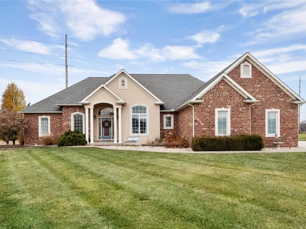 101 Westwood Ct, Columbia, IL 62236