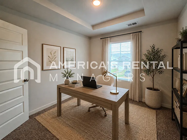 680 The Heights Ln — Photo 3