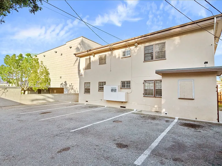 1725 S Robertson Blvd #8 — Photo 20