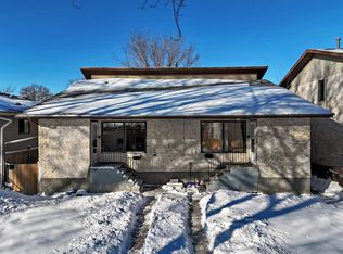 12214 77th St NW #12212, Edmonton, AB T5B 2H1