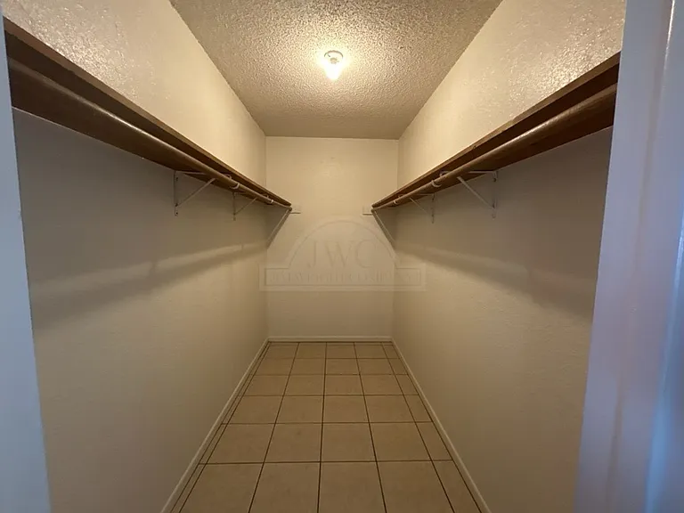 4209 Water St — Photo 18