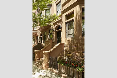 163 West 76th Street in Upper West Side