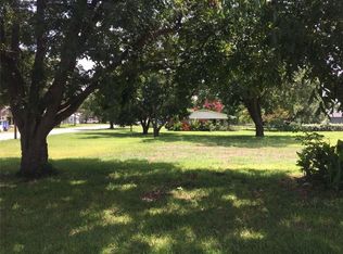 417 N Lucas Dr, Grapevine, TX 76051