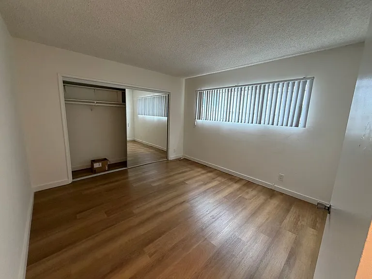 2139 Penmar Ave — Photo 6