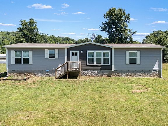 2nd image of 505 Philippi Rd