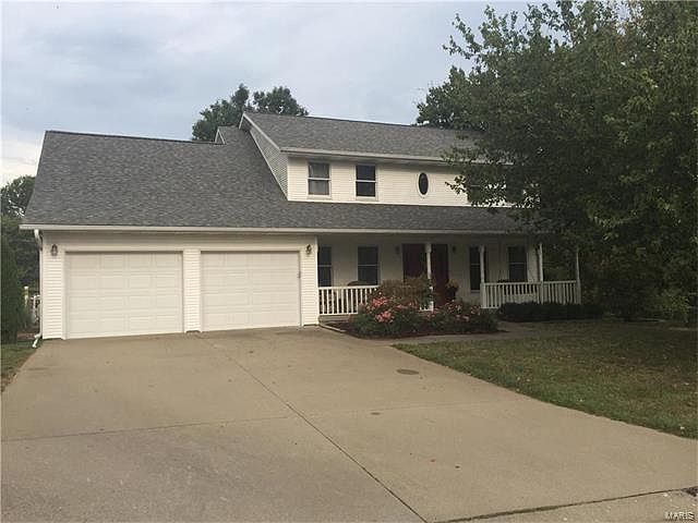 1st image of 822 Pheasant Cove Dr