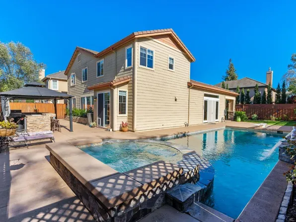14 Chaudhary Court, Napa, CA 94558