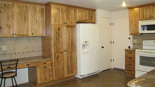 5th image of 130 Centennial Cir