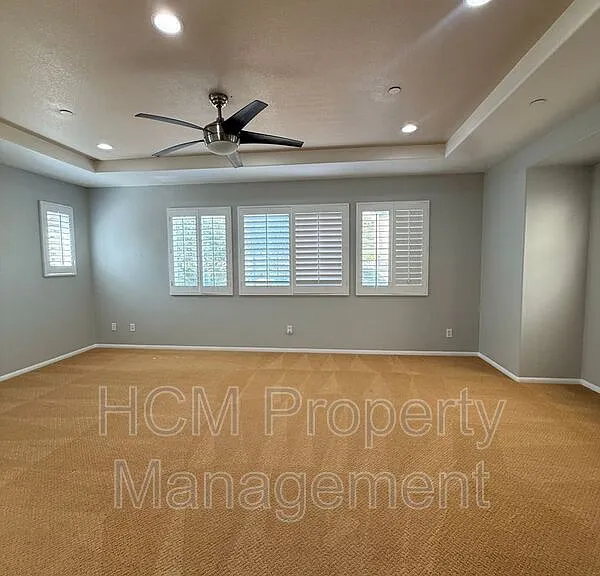 8043 E Loftwood Ln — Photo 29