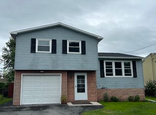 6430 Curwood Dr, East Syracuse, NY 13057