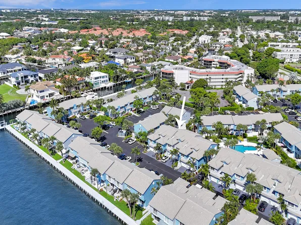 1028 Jeffery Street, Boca Raton, FL 33487