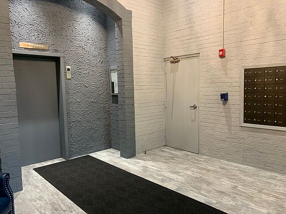 4th image of 450 Plum Creek Dr #3103