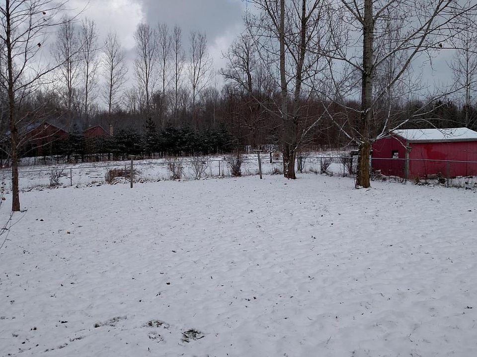 2nd image of 16486 Bailey Rd