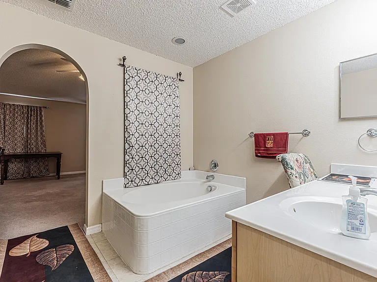 2706 Mingo Dr — Photo 14