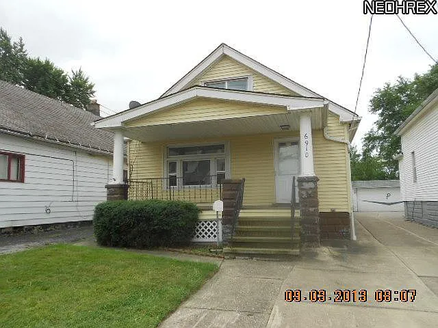 6910 Kazimier Ave photo 1