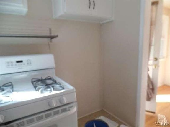 4th image of 75 Cedar Dr