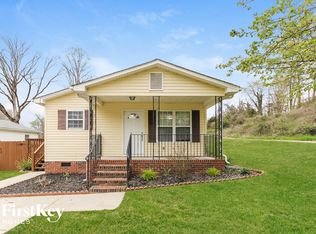 105 Prince St, Belmont, NC 28012