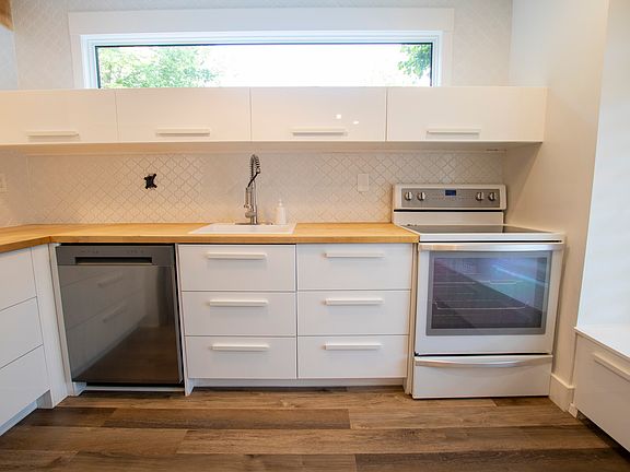 5th image of 561 Princess Ave #4