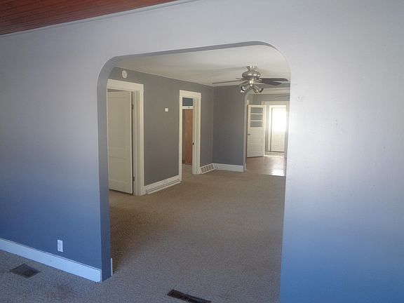 4th image of 5401 W Houghton Lake Dr