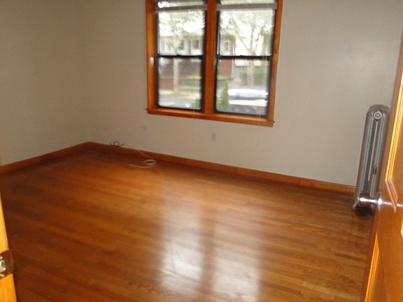 2nd image of 5056 45th St