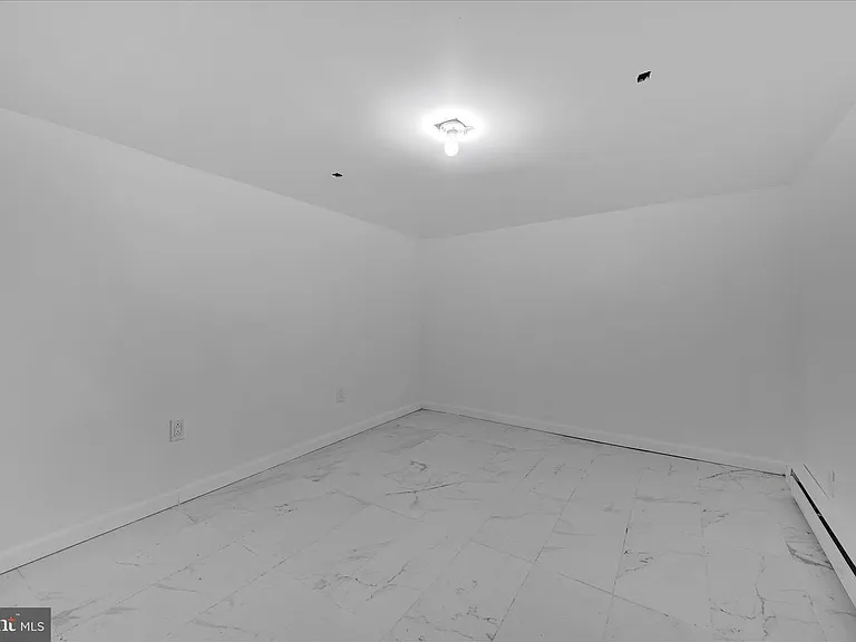 641R Bingaman St — Photo 20