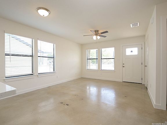 2nd image of 543 Morningview