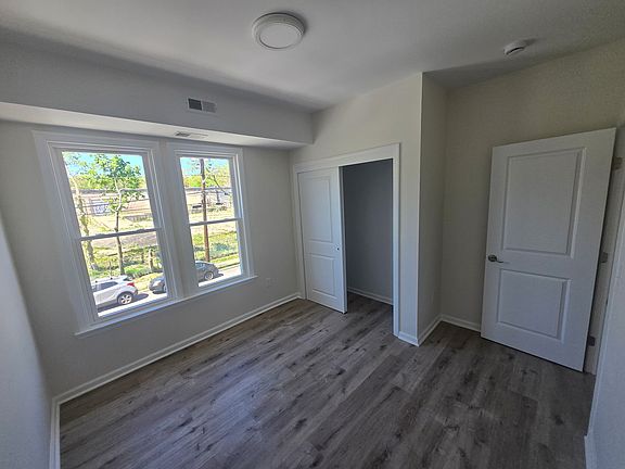 5th image of 286 Watchung Ave