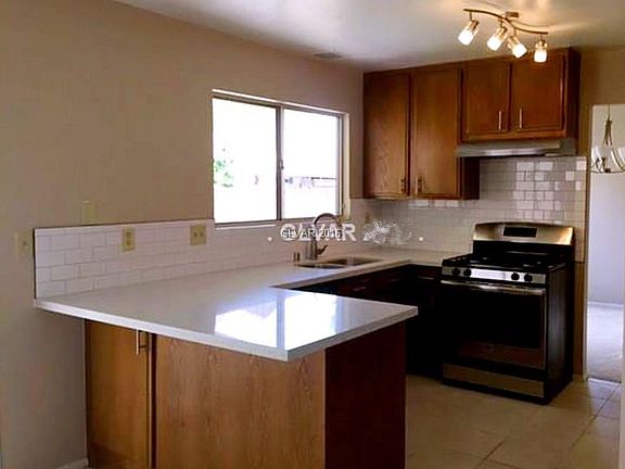 3rd image of 7750 Parnell Ave #0