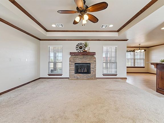 3rd image of 38604 Collina Dr