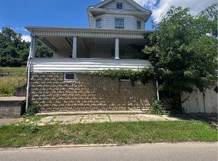 809 N 6th St, Martins Ferry, OH 43935