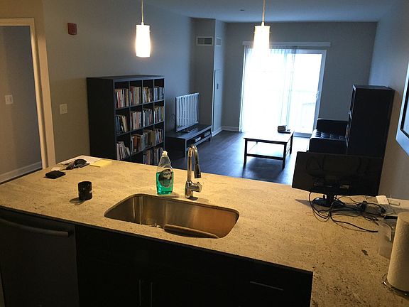 2nd image of 733 Chicago Ave Unit 314