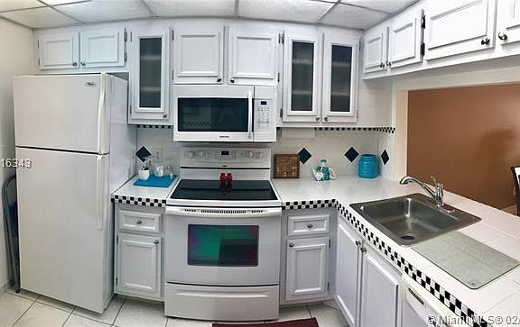 4th image of 10304 Sunrise Lakes Blvd APT 308