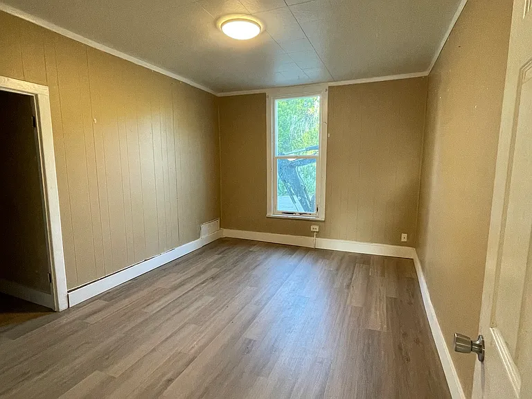 2742 Adams Ave — Photo 5