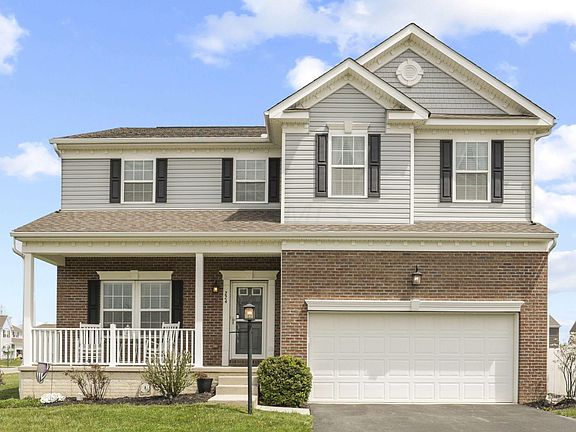 2nd image of 224 Weeping Willow Run Dr