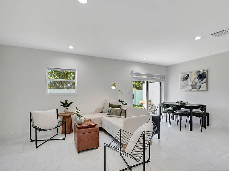 3868 Patio Ct — Photo 8