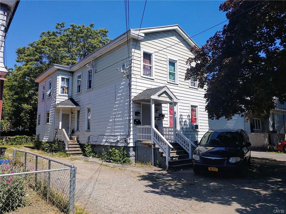 1st image of 719 E Laurel St