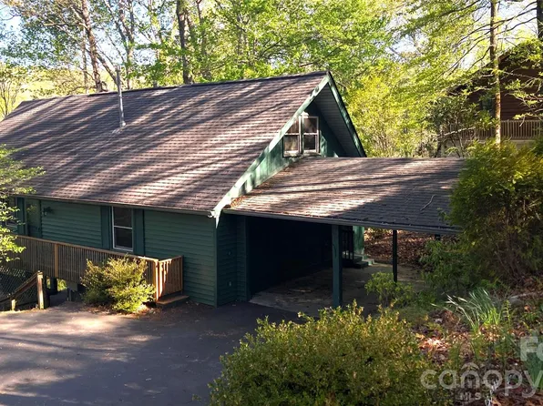 292 Tlvdatsi Dr, Brevard, NC 28712
