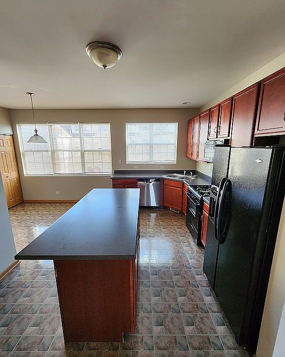 1st image of 1615 W Turtle Creek Ln