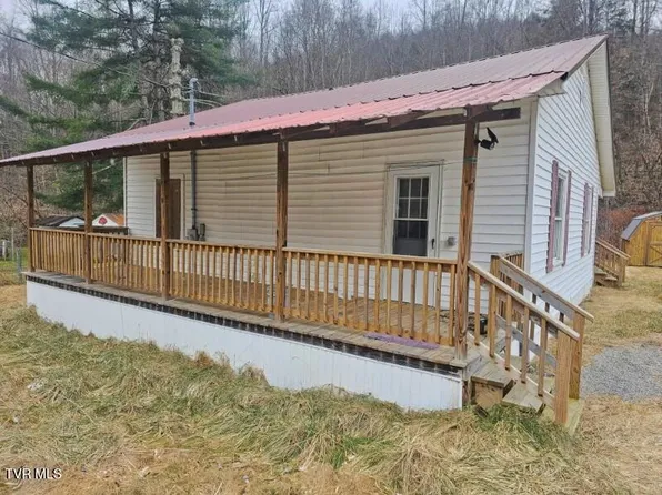 726 Birch St, Exeter, VA 24216