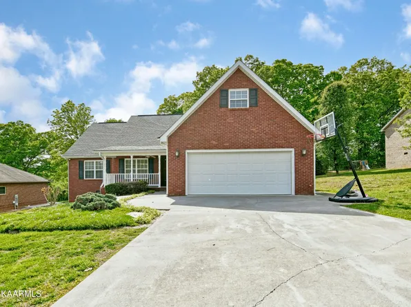 4715 Chesney Meadows Dr, Strawberry Plains, TN 37871
