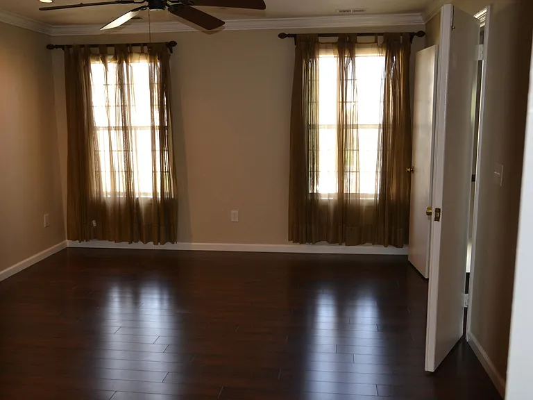 368 Mayfair Pl — Photo 10