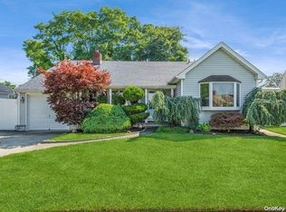 1117 Ruth Pl, North Bellmore, NY 11710