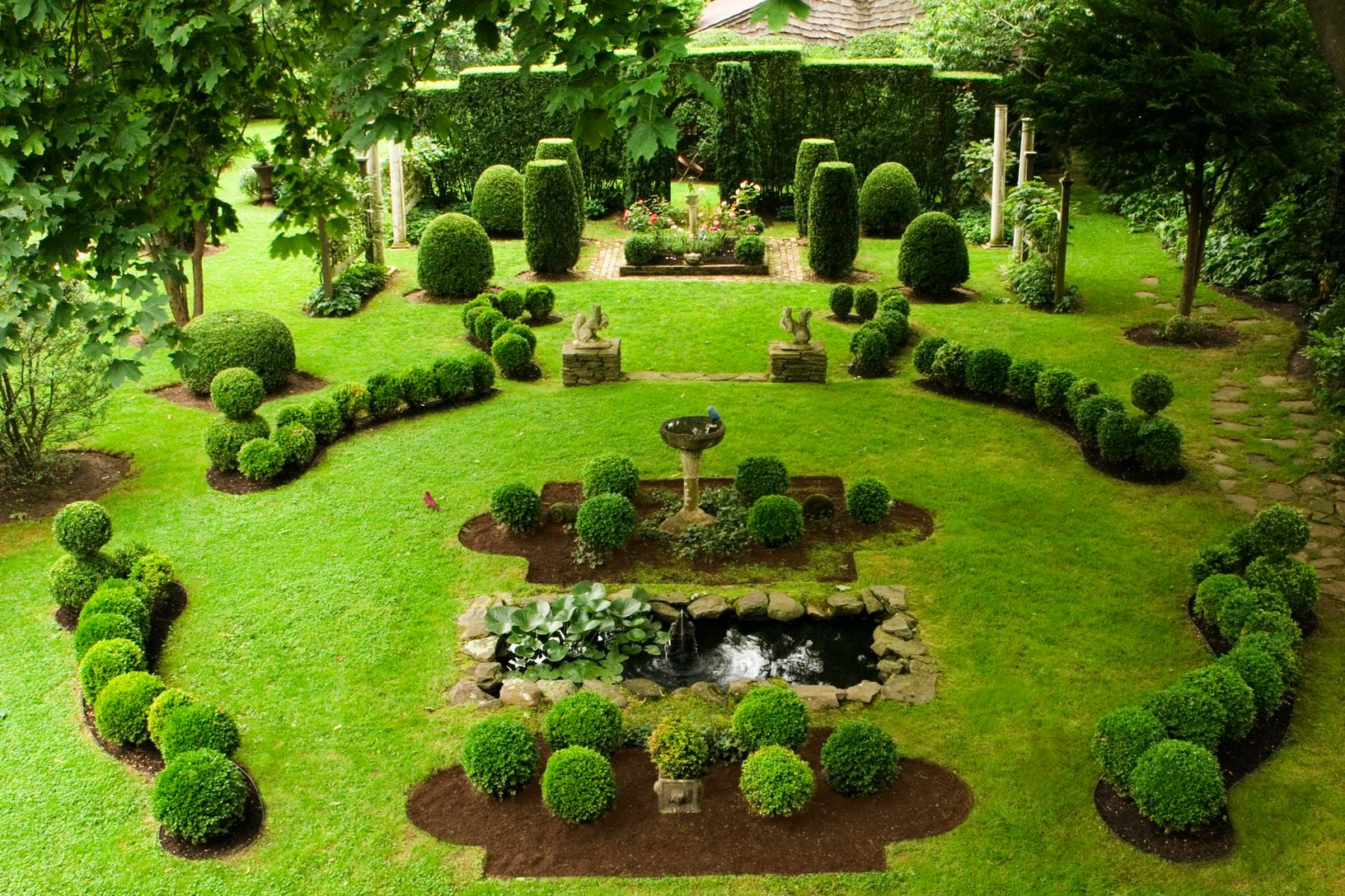  Main House Garden Overview