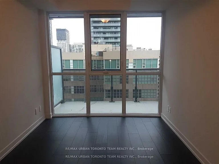 125 Redpath Ave #906 — Photo 10