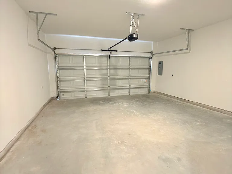 7324 Confetti Ln — Photo 18