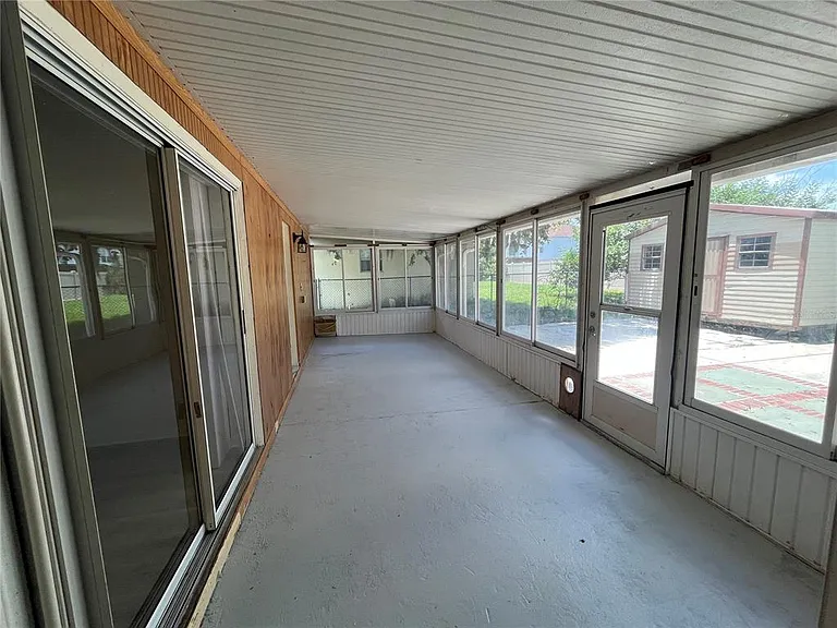 821 Marquis Ct — Photo 8