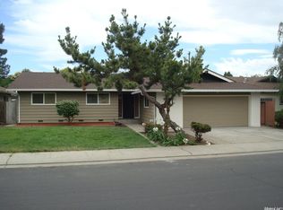 3046 Del Rio Dr, Stockton, CA 95204