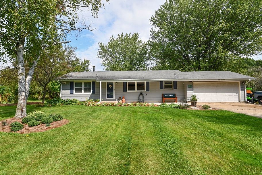 1st image of N59W39722 Sunnyfield Dr