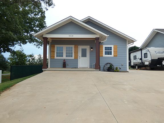 2nd image of 4618 16th Street Dr NE