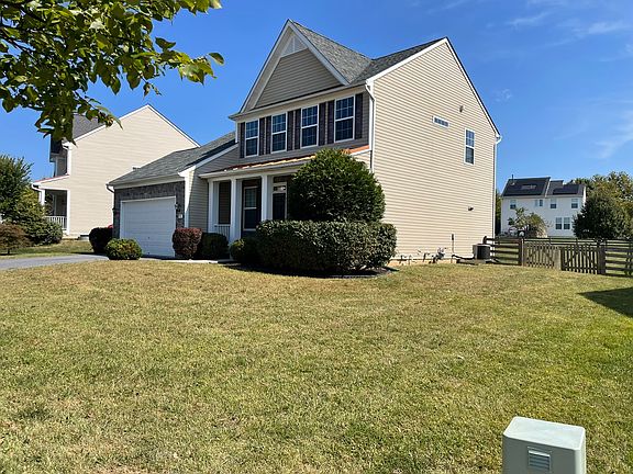 2nd image of 9531 Dumbarton Dr